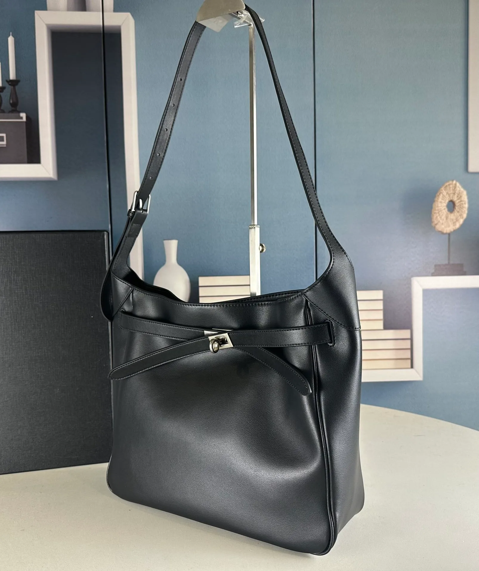 All categories Balenciaga Women's Bags (Balenciaga) Balenciaga 97726