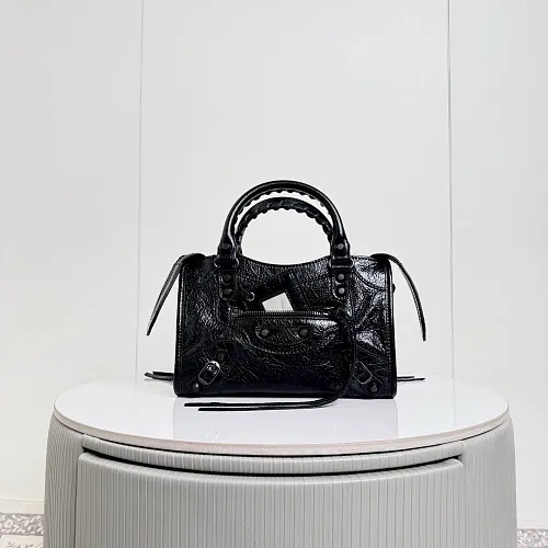All categories Balenciaga Women's Bags (Balenciaga) Balenciaga 188108