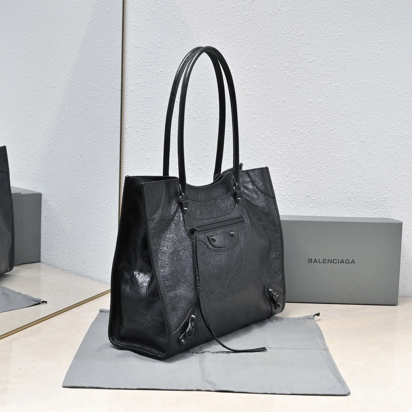 All Categories Balenciaga Women's Bags (Balenciaga) Balenciaga 3830