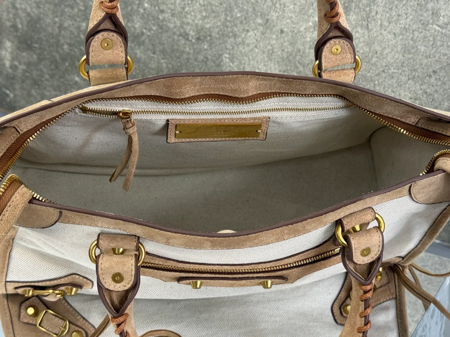 All Categories Balenciaga Women's Bags (Balenciaga) Balenciaga 0610