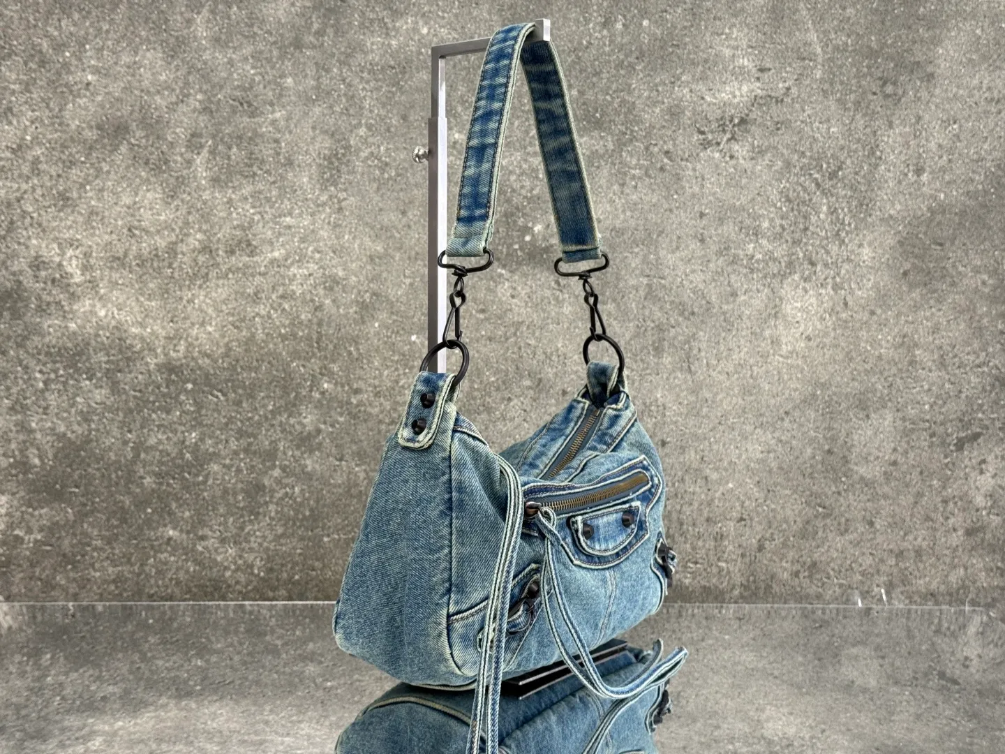 All Categories Balenciaga Women's Bags (Balenciaga) Balenciaga 0905