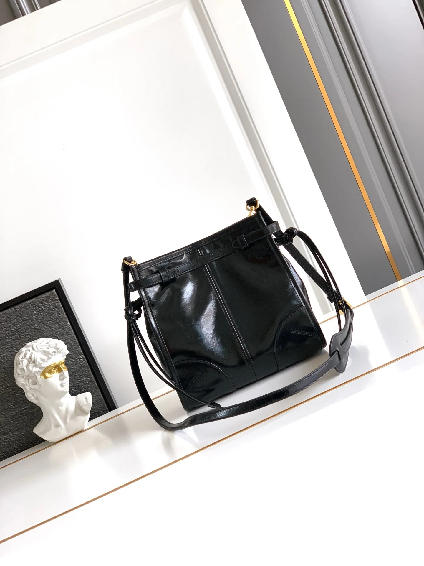 All Categories Balenciaga Women's Bags (Balenciaga) Balenciaga 1BH229