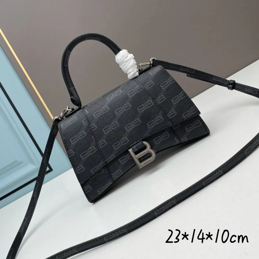 All categories Balenciaga Women's Bags (Balenciaga) Balenciaga 3931