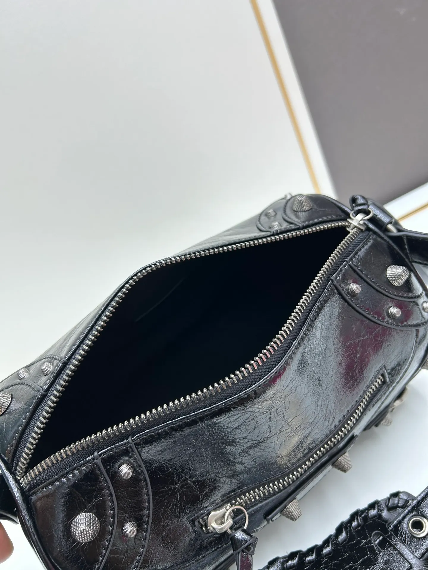 All categories Balenciaga Women's Bags (Balenciaga) Balenciaga 77176