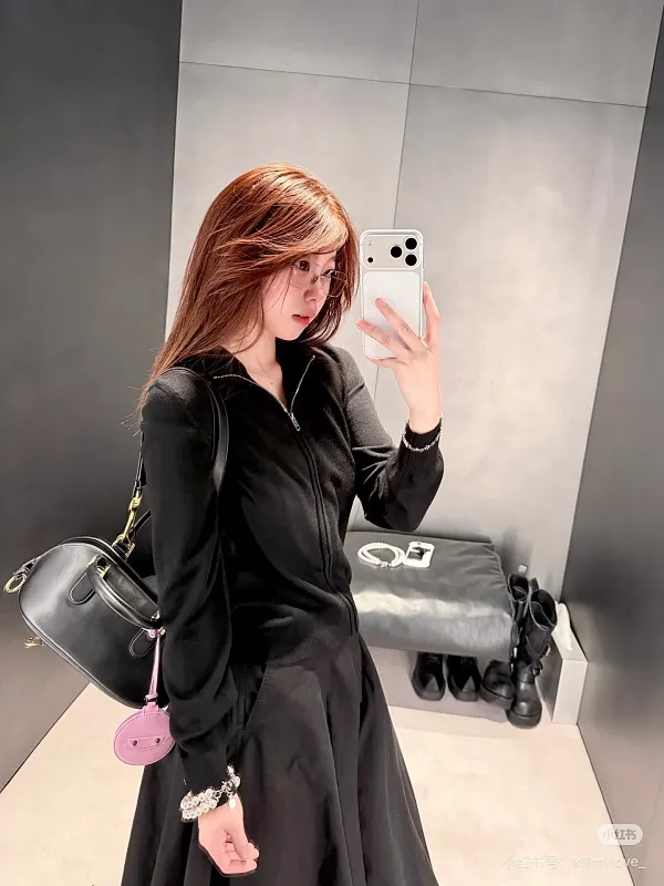 All categories Balenciaga Women's Bags (Balenciaga) Balenciaga 8812 small size