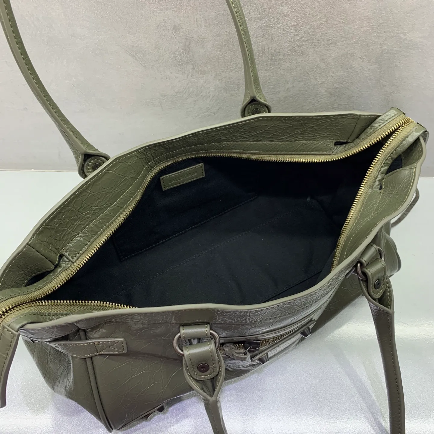 All categories Balenciaga Women's Bags (Balenciaga) Balenciaga 8457041080