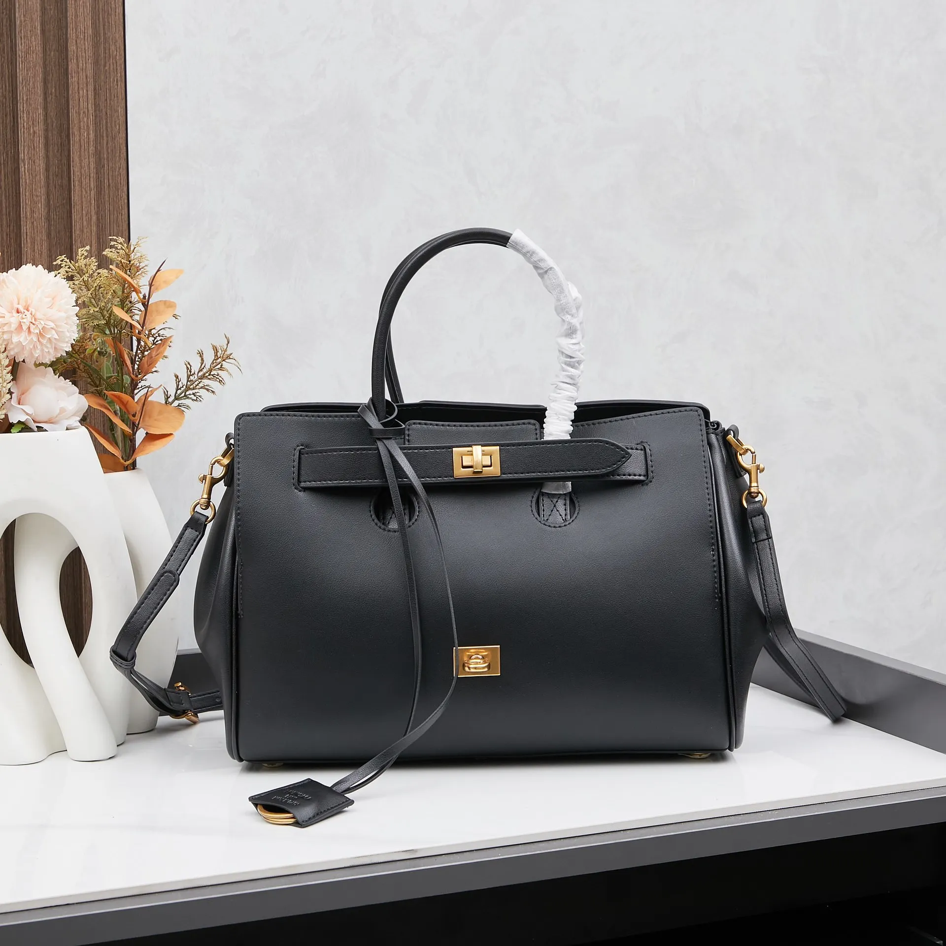 All Categories Balenciaga Women's Bags (Balenciaga) Balenciaga 3022