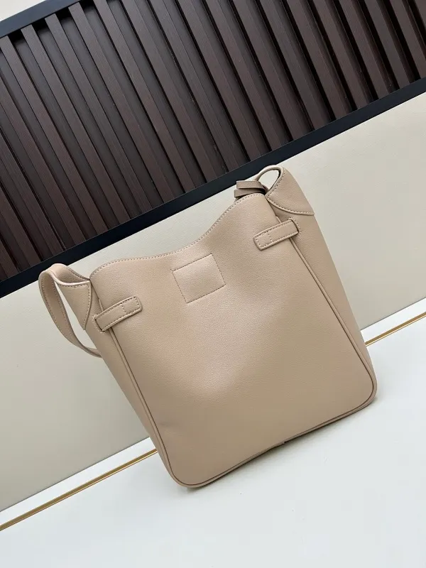 All Categories Balenciaga Women's Bags (Balenciaga) Balenciaga 6074
