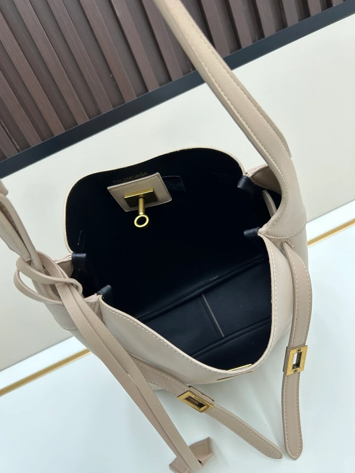 All Categories Balenciaga Women's Bags (Balenciaga) Balenciaga 6074