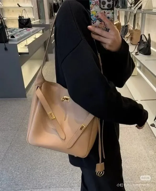 All Categories Balenciaga Women's Bags (Balenciaga) Balenciaga 6074