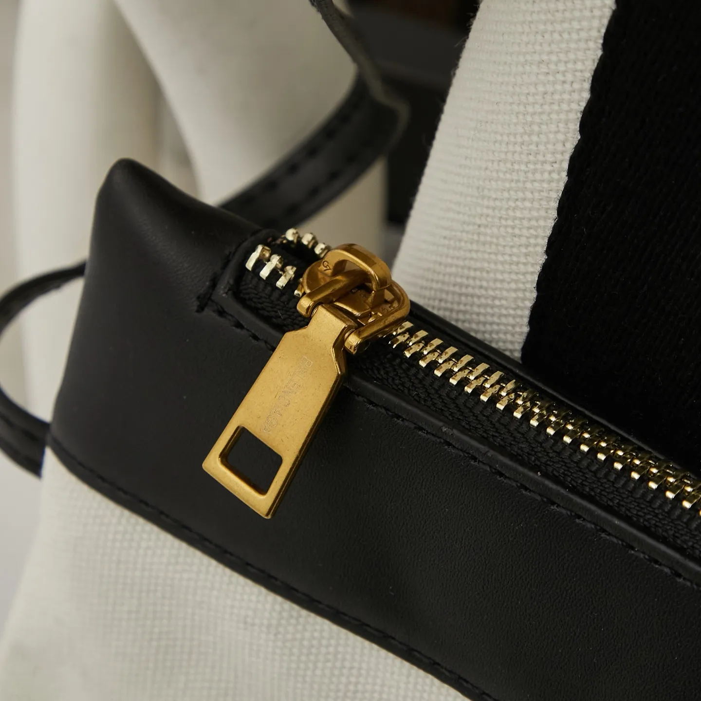 All Categories Balenciaga Women's Bags (Balenciaga) Balenciaga 6034