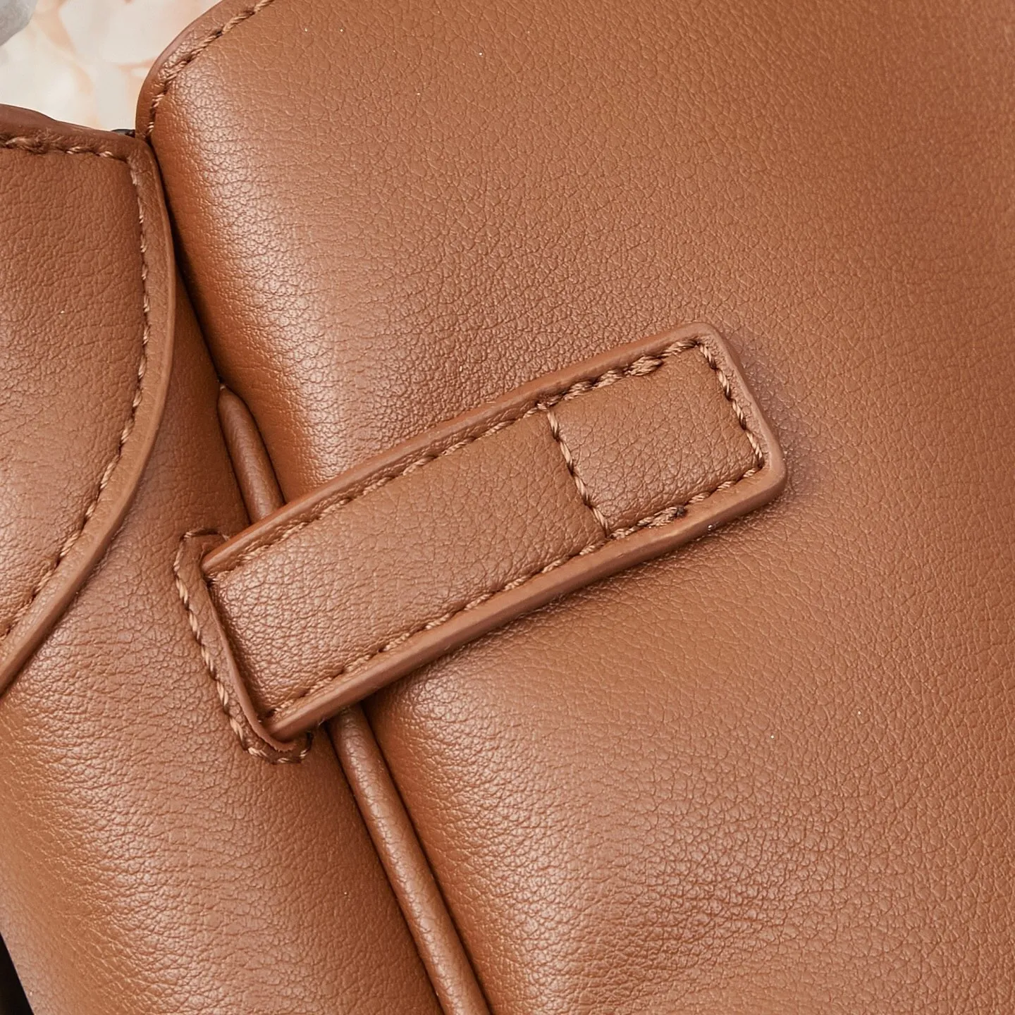 All Categories Official Website "Brand Women's Bags" Women's Bags 💙 BALENCIAGA 2025 Official Website New Balenciaga Crossbody Bag