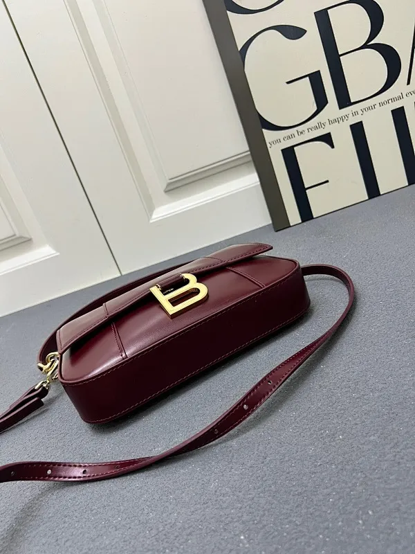 All Categories Official Website "Brand Women's Bags" Women's Bags 💙 BALENCIAGA 2025 New Balenciaga Crossbody Bag