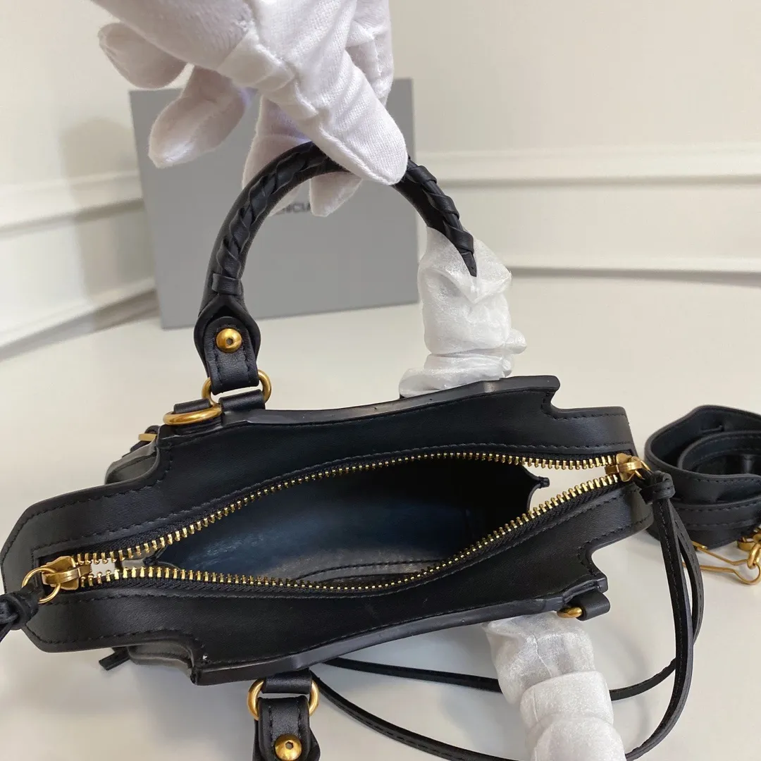 All categories Balenciaga Women's Bags (Balenciaga) Balenciaga 75057