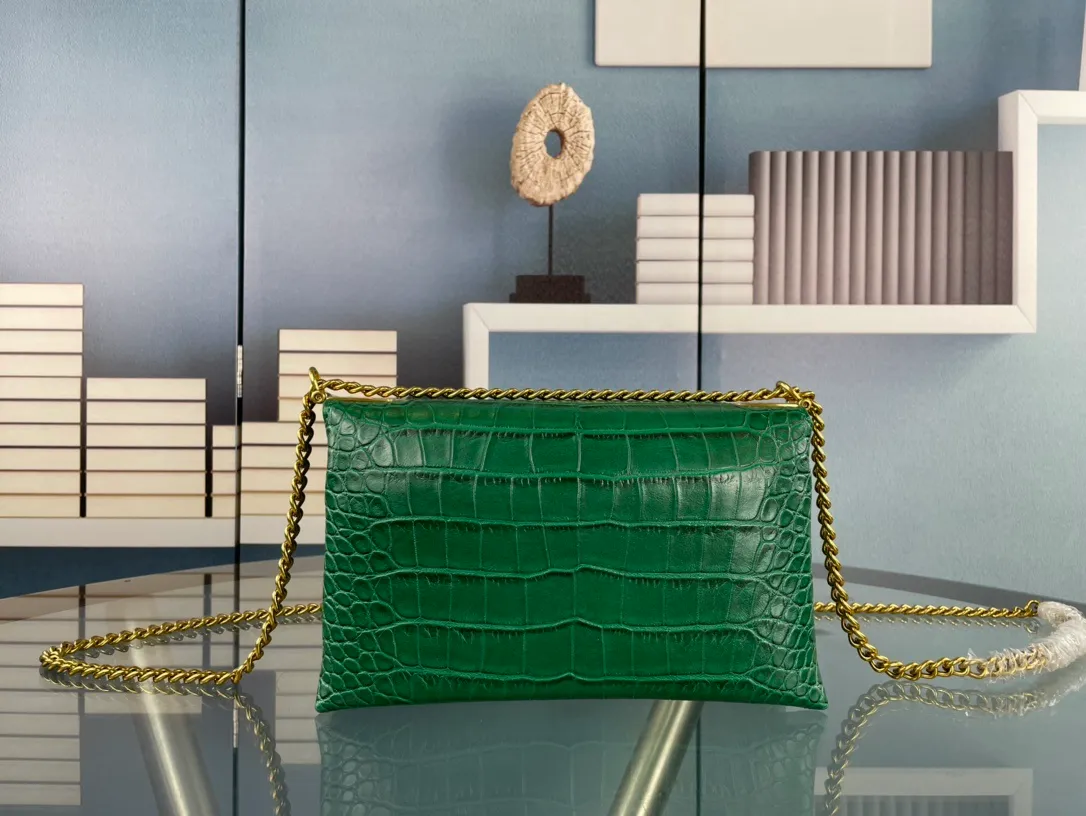 All Categories Official Website "Brand Women's Bags" Women's Bags 💙 BALENCIAGA 2023 latest Balenciaga crocodile pattern crossbody bag
