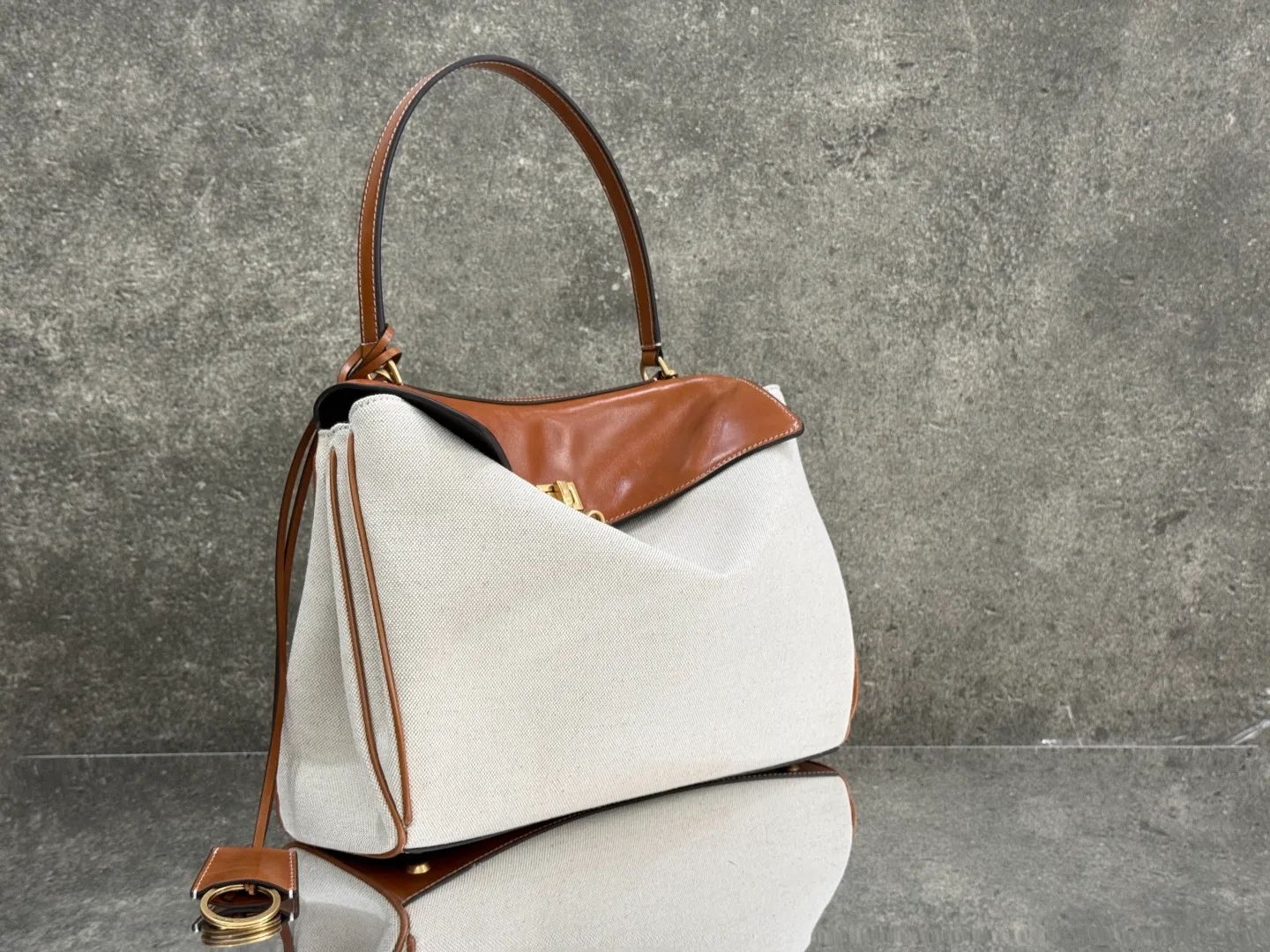 All Categories Balenciaga Women's Bags (Balenciaga) Balenciaga 0319