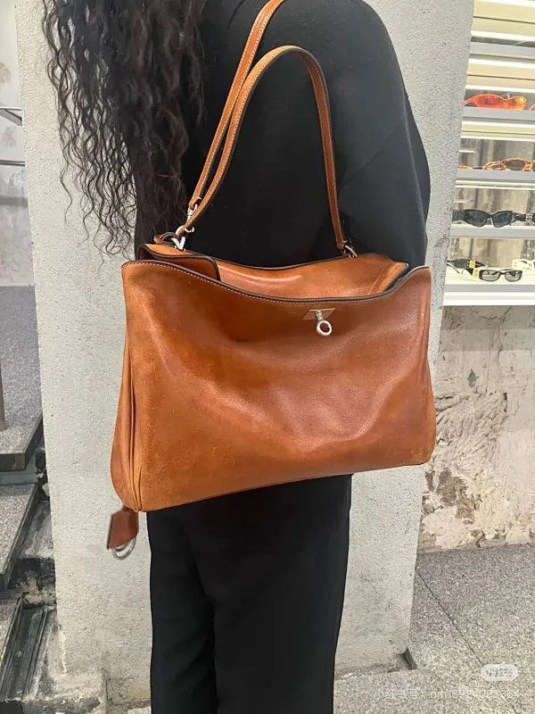 All Categories Balenciaga Women's Bags (Balenciaga) Balenciaga 2229