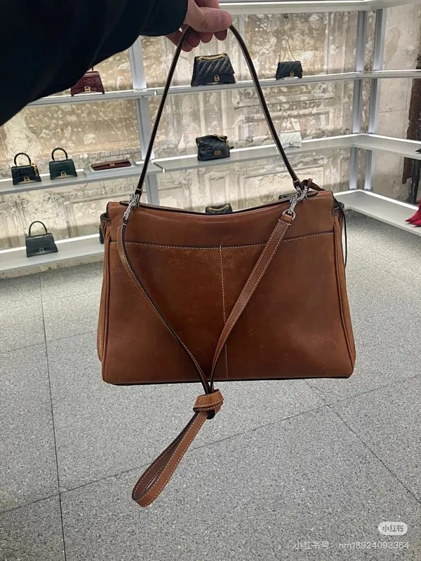 All Categories Balenciaga Women's Bags (Balenciaga) Balenciaga 2229