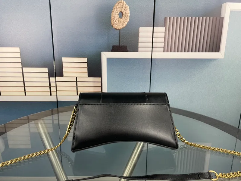 All categories Official website "Brand Women's Bags" Women's Bags 💙 BALENCIAGA 2023 latest Balenciaga crossbody bag