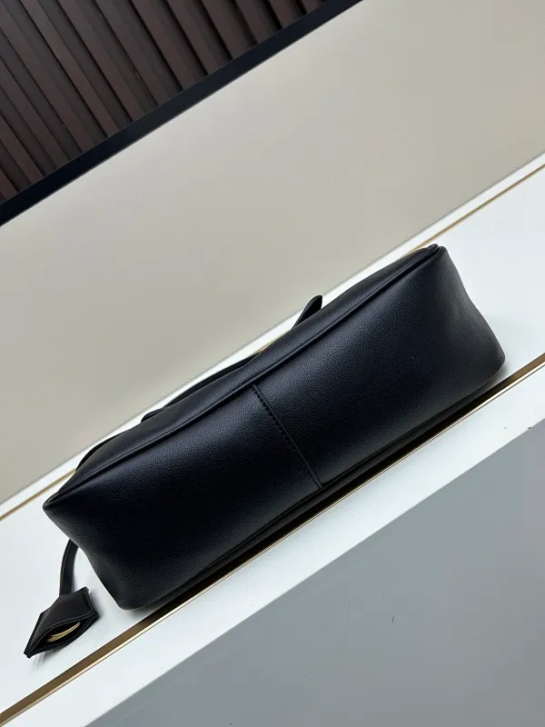 All Categories Balenciaga Women's Bags (Balenciaga) Balenciaga 6075