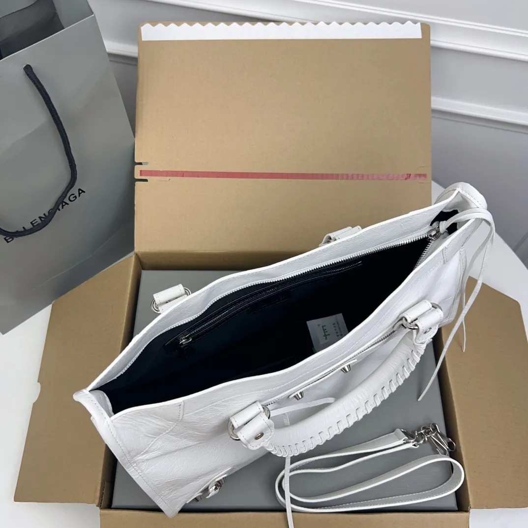 All categories Balenciaga Women's Bags (Balenciaga) Balenciaga 3825
