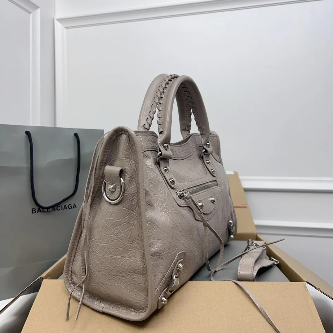 All categories Balenciaga Women's Bags (Balenciaga) Balenciaga 3825