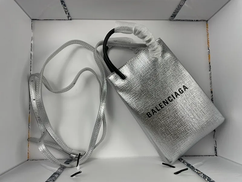 All categories Official website "Brand Women's Bags" Women's Bags 💙 BALENCIAGA 2023 latest Balenciaga mobile phone bag
