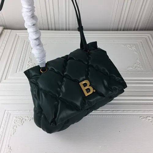 All categories Official website "Brand Women's Bags" Women's Bags 💙 BALENCIAGA 2023 latest Balenciaga crossbody bag