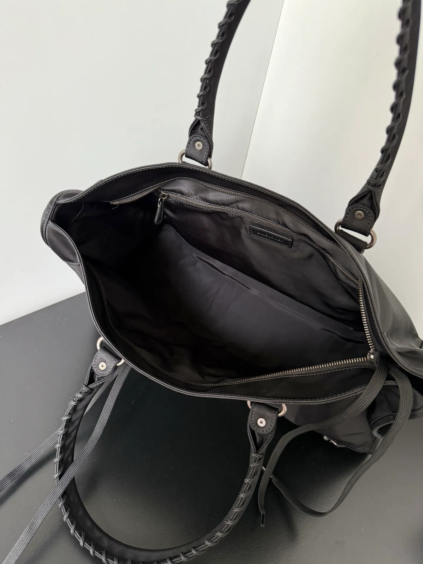 All categories Balenciaga Women's Bags (Balenciaga) Balenciaga 25558