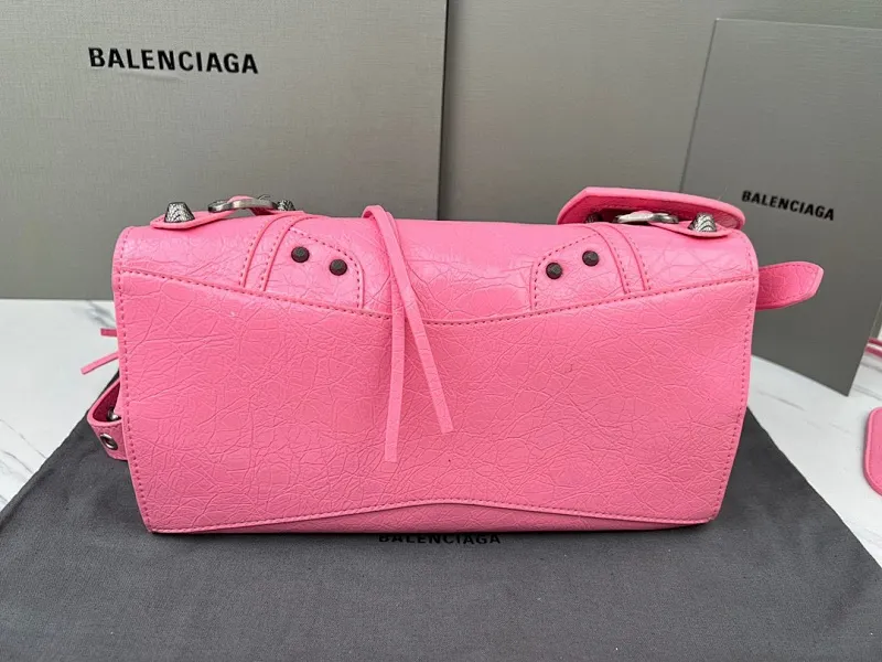 All categories Official website "Brand Women's Bags" Women's Bags 💙 BALENCIAGA 2023 latest Balenciaga crossbody bag
