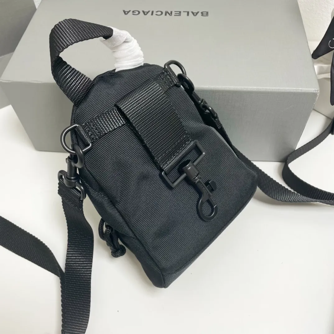 All categories Balenciaga Women's Bags (Balenciaga) Balenciaga 40401702719246000