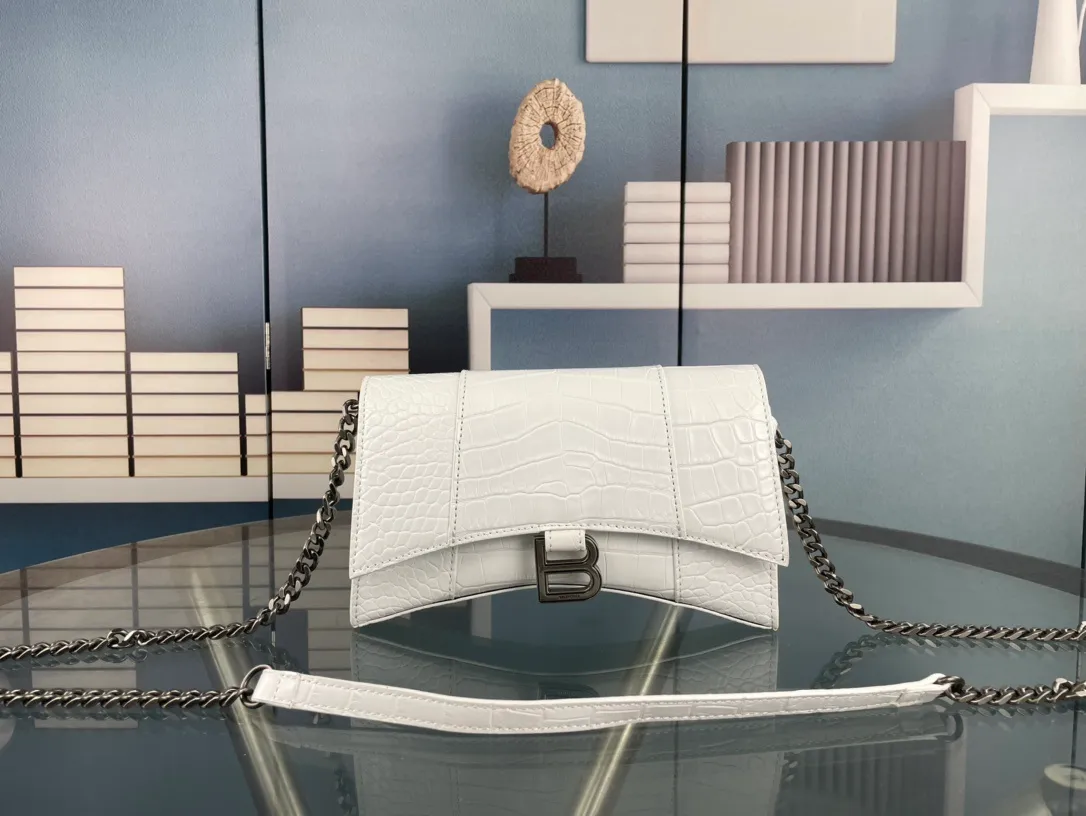 All categories Official website "Brand Women's Bags" Women's Bags 💙 BALENCIAGA 2023 latest Balenciaga crossbody bag