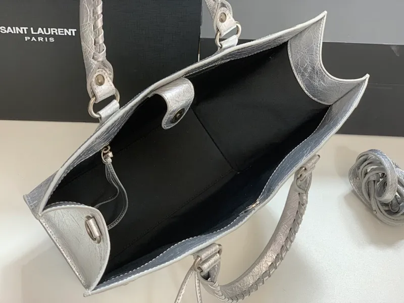 All categories Balenciaga Women's Bags (Balenciaga) Balenciaga 80096