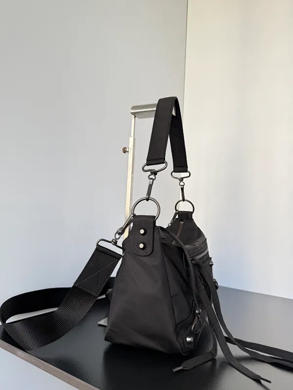 All categories Balenciaga Women's Bags (Balenciaga) Balenciaga 25898