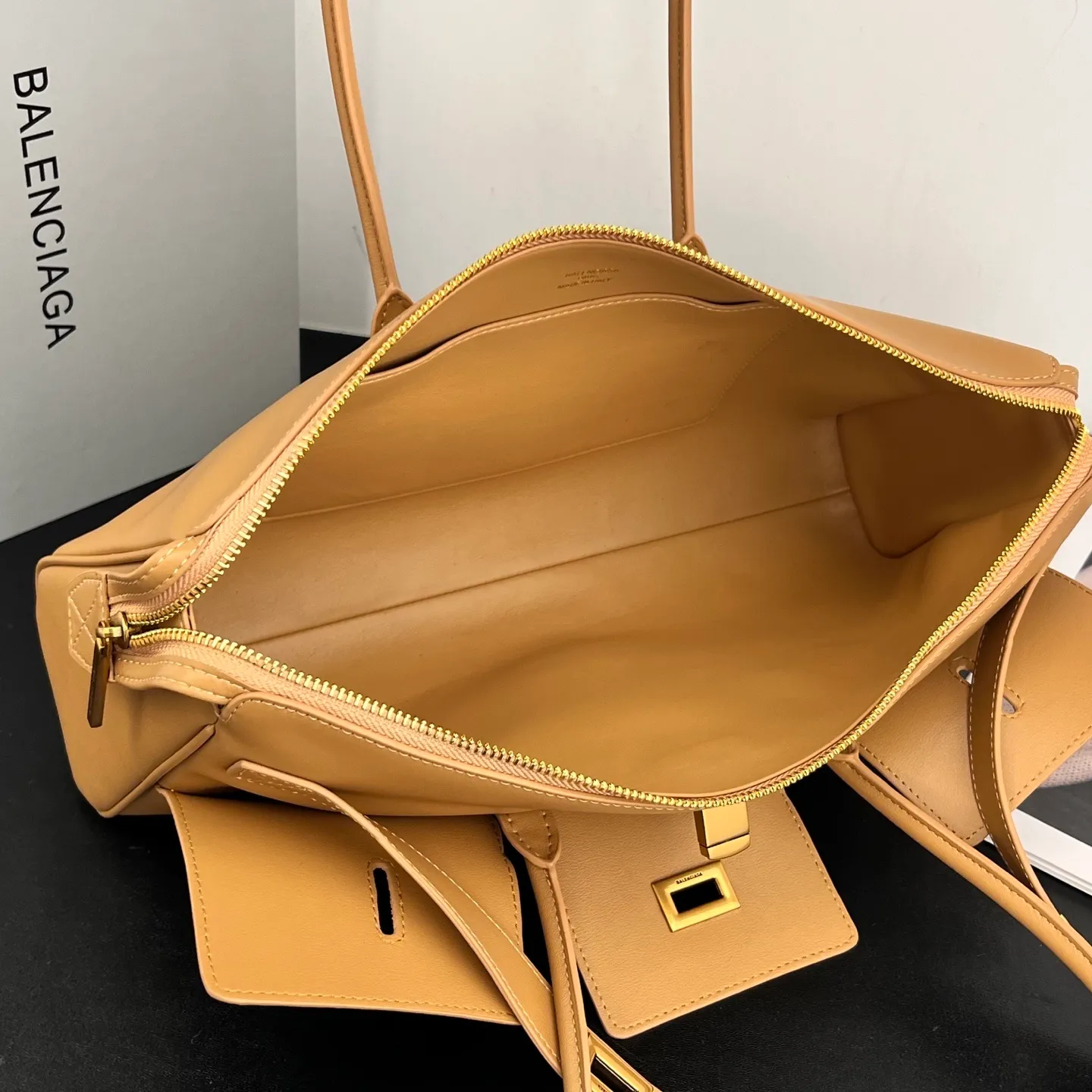 All Categories Balenciaga Women's Bags (Balenciaga) Balenciaga 5043