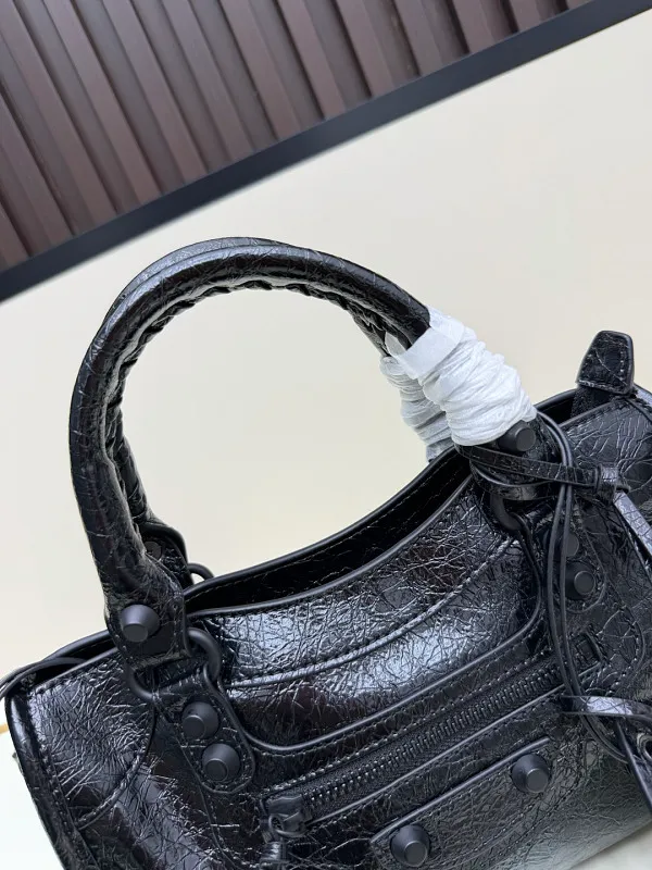 All Categories Balenciaga Women's Bags (Balenciaga) Balenciaga 3210