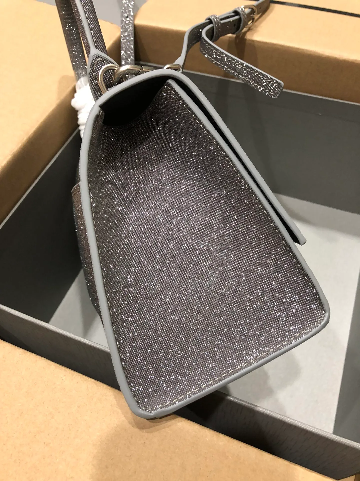 All categories Balenciaga Women's Bags (Balenciaga) Balenciaga 1982