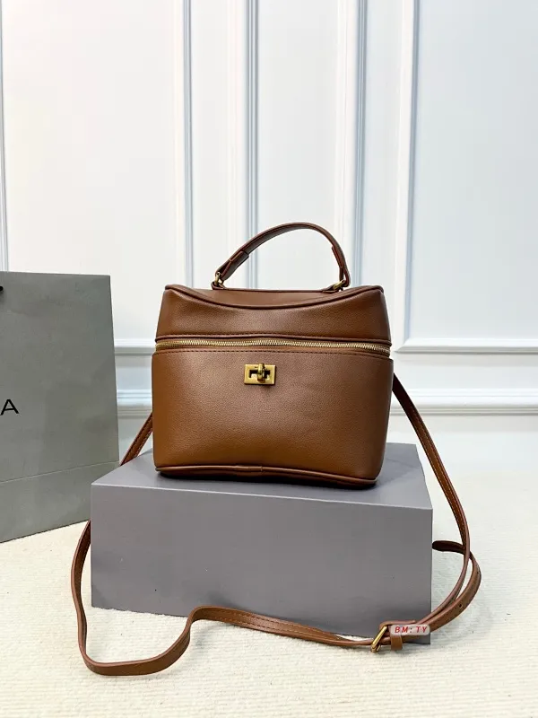 All Categories Official Website "Brand Women's Bags" Women's Bags 💙 BALENCIAGA 2025 New Balenciaga Crossbody Bag