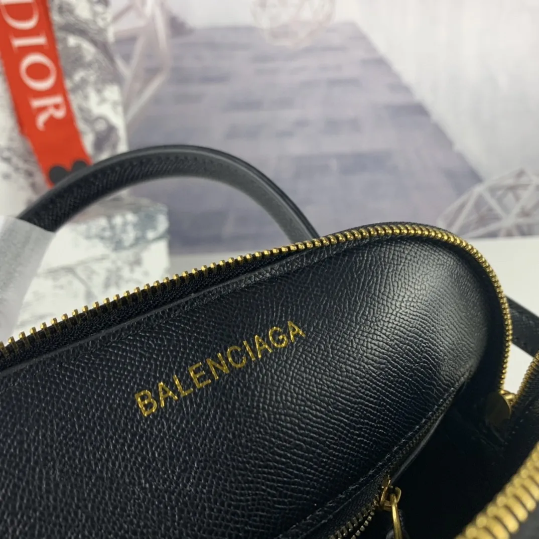 All categories Balenciaga Women's Bags (Balenciaga) Balenciaga, 6677