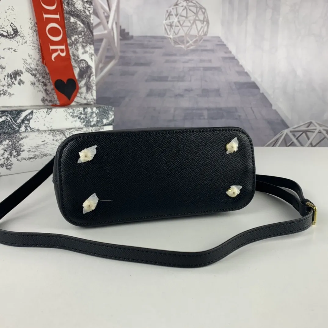 All categories Balenciaga Women's Bags (Balenciaga) Balenciaga, 6677