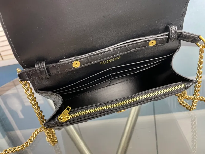 All categories Official website "Brand Women's Bags" Women's Bags 💙 BALENCIAGA 2023 latest Balenciaga crossbody bag
