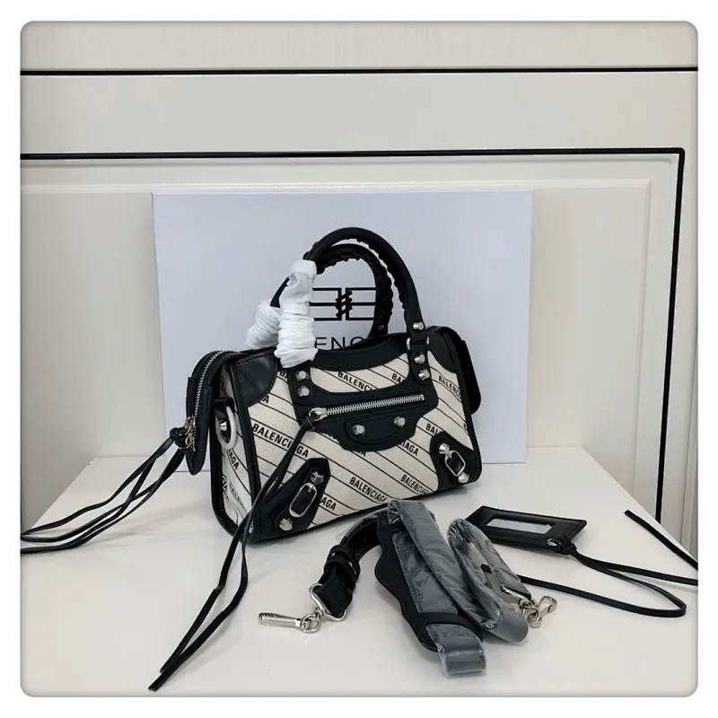 All Categories Balenciaga Women's Bags (Balenciaga) Balenciaga Original Order A43