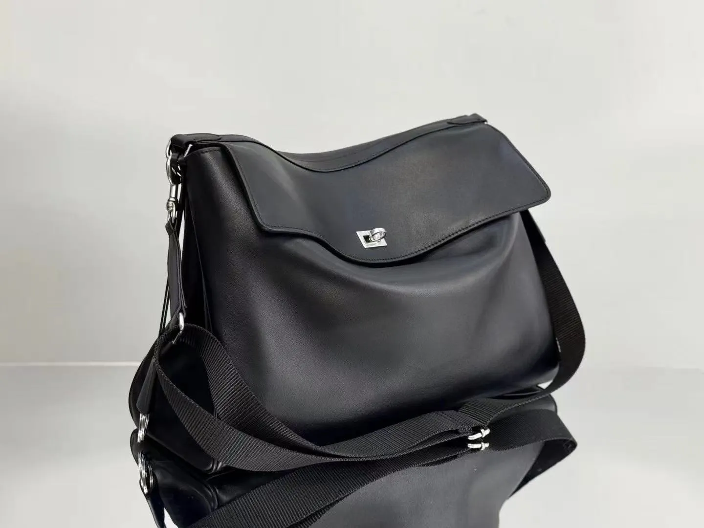 All Categories Balenciaga Women's Bags (Balenciaga) Balenciaga S1708