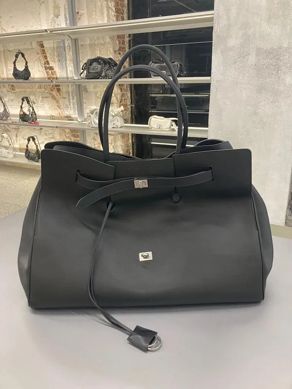 All categories Balenciaga Women's Bags (Balenciaga) Balenciaga 2528