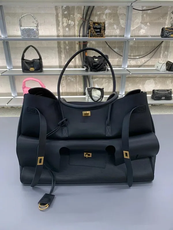 All categories Balenciaga Women's Bags (Balenciaga) Balenciaga 2528