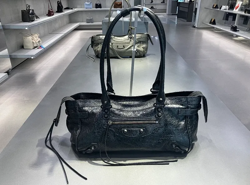 All Categories Balenciaga Women's Bags (Balenciaga) Balenciaga 0827