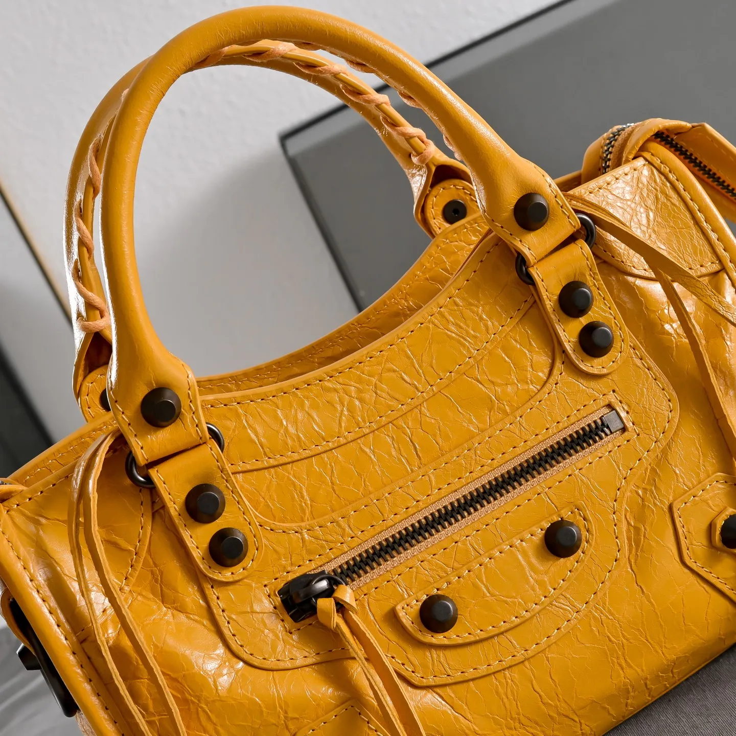All Categories Balenciaga Women's Bags (Balenciaga) Balenciaga 2424