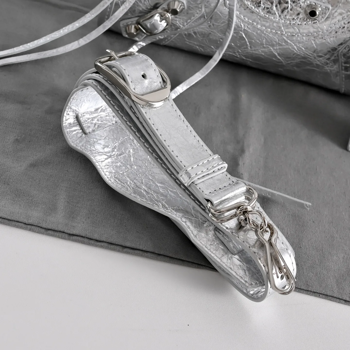 All Categories Balenciaga Women's Bags (Balenciaga) Balenciaga 2424