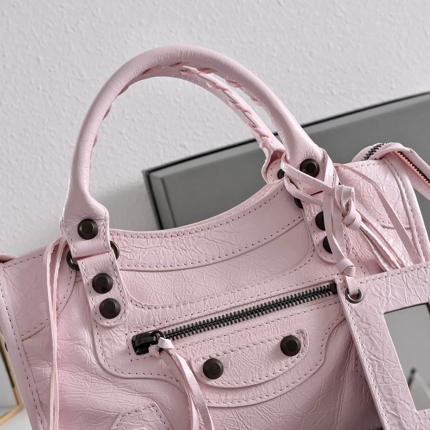 All Categories Balenciaga Women's Bags (Balenciaga) Balenciaga 2424