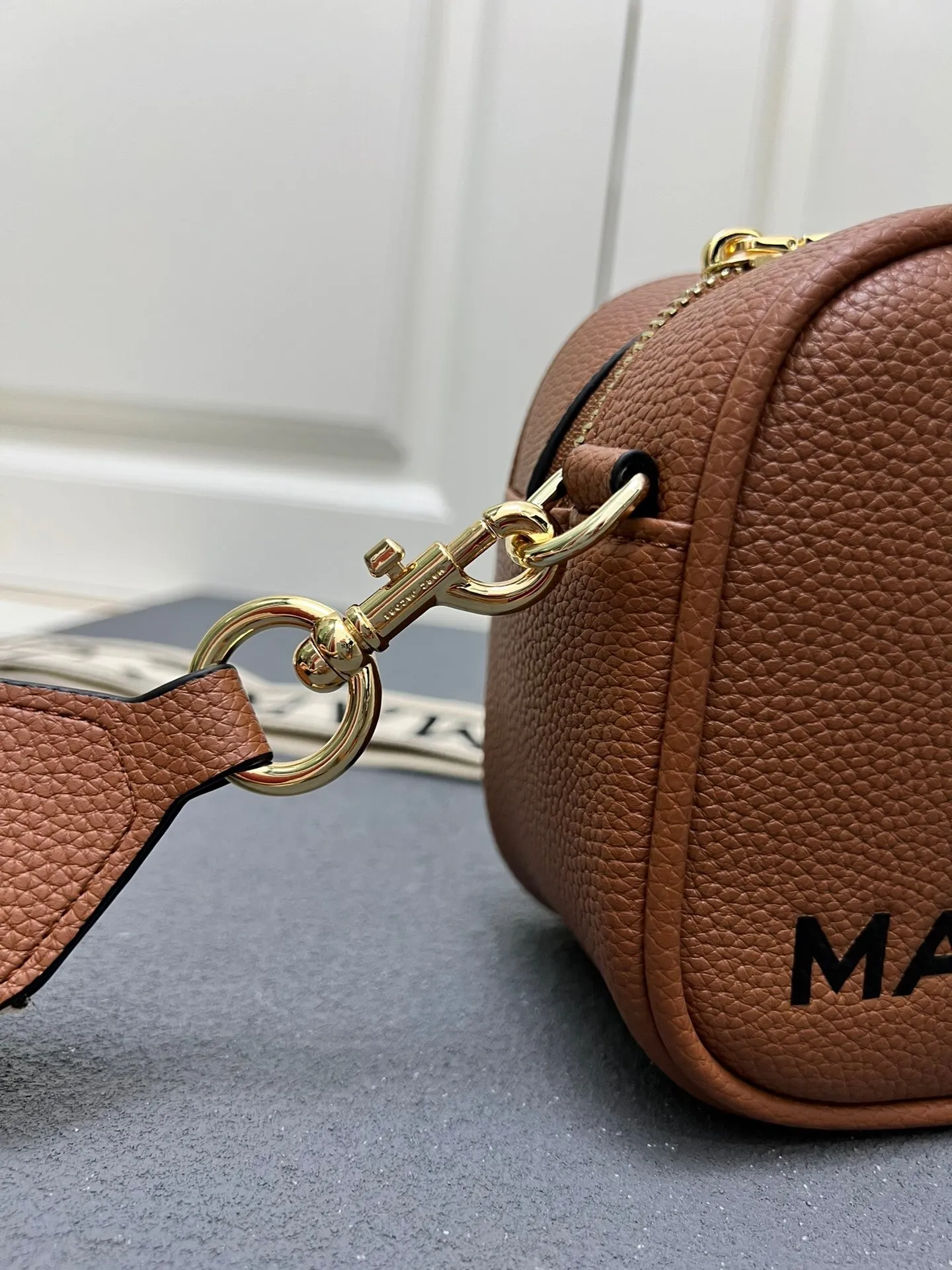 All Categories Official Website "Brand Women's Bags" Women's Bags 💙 BALENCIAGA 2025 New Balenciaga Crossbody Bag